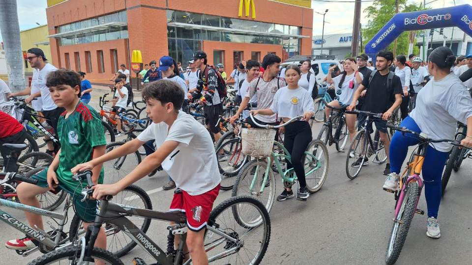 GRAN PARTICIPACIÓN EN LA “RODADA POR LA PAZ” EN CAJEME COMO PARTE DEL PROGRAMA “PONTE PILA” 